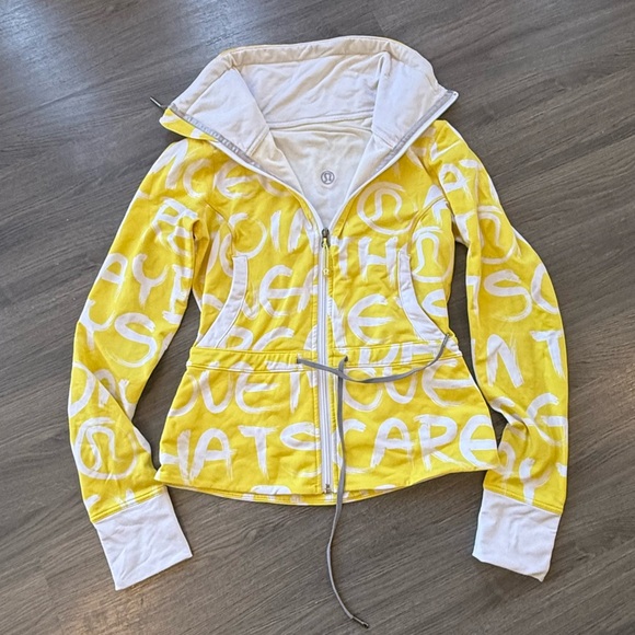 🍋 Lululemon Vintage Jacket - Picture 1 of 5